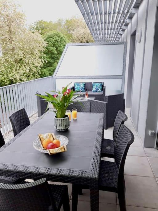 Bide Ona - Centre - Terrasse - Parking Apartment Bayonne Bagian luar foto